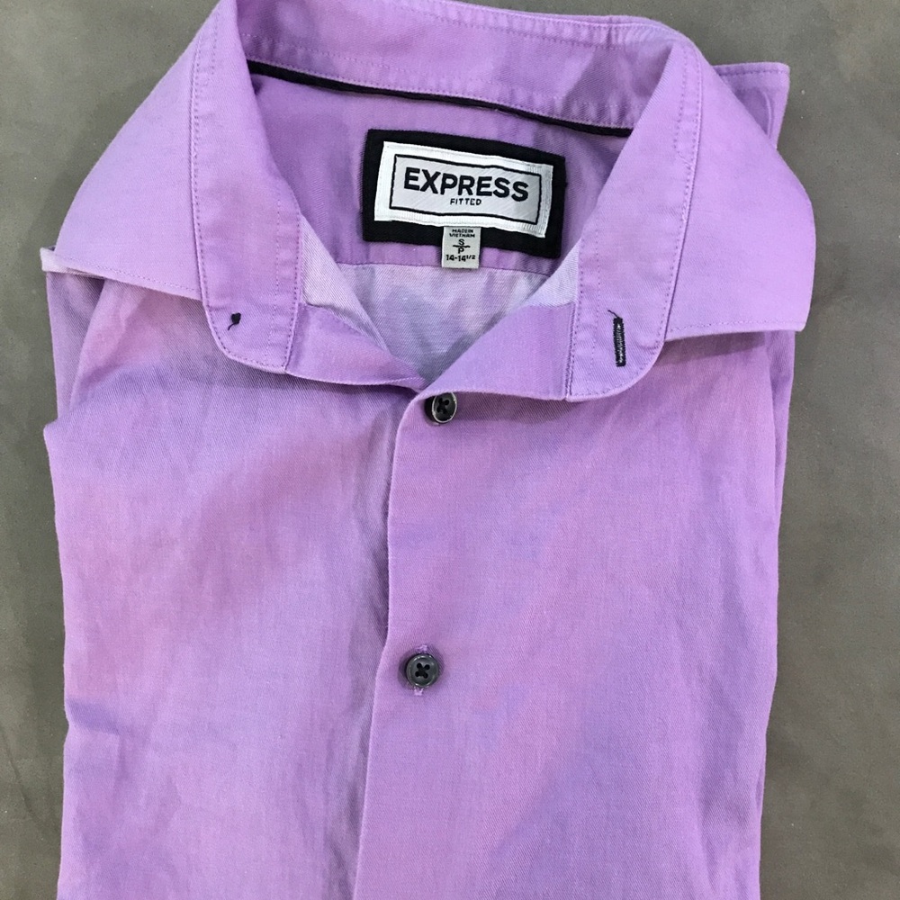 Express fitted button down